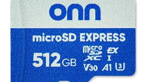 心动瞬间！《棕色尘埃2》广州萤火虫展遇兔娘Coser，萌翻现场，快来一睹风采！